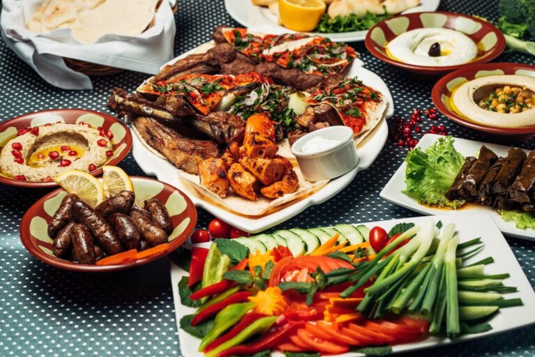 تذوق أشهى الأطباق في أفضل المطاعم بشمال الرياض